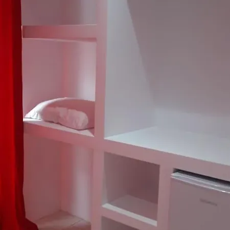 Luci Гостевой дом Ксамил