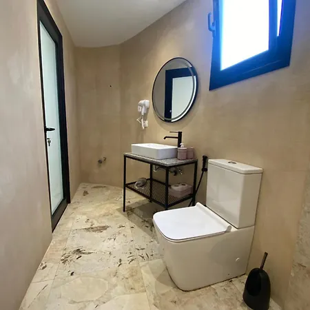 Luciano Guest house *